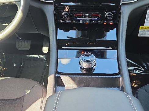 New 2025 Jeep Grand Cherokee Laredo X image 20