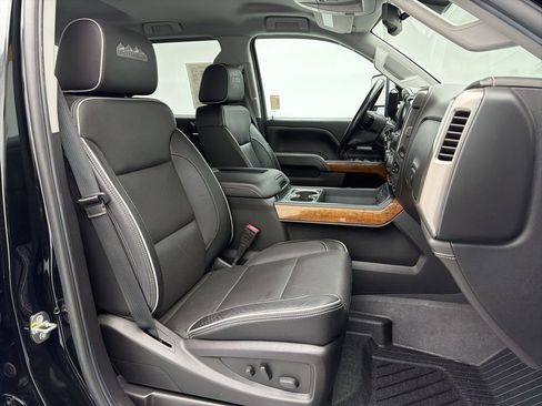 Used 2019 Chevrolet Silverado 3500 High Country w/ Duramax Plus Package image 51