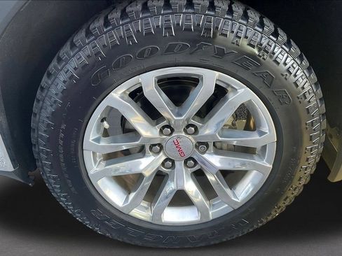 Used 2022 GMC Sierra 1500 SLT w/ SLT Premium Plus Package AWD/4WD image 35