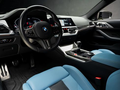 Used 2023 BMW M4 Coupe w/ Executive Package RWD image 2