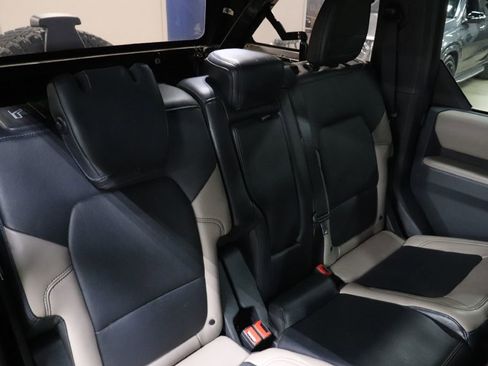 Used 2022 Ford Bronco Wildtrak image 20