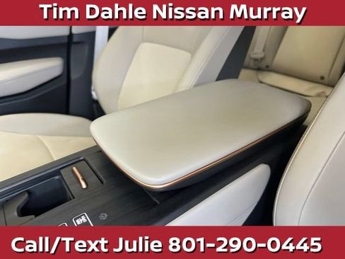 Used 2024 Nissan Ariya AWD image 31