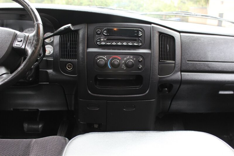 Used 2005 Dodge Ram 1500 Truck SLT w/ Quad Cab Big Horn Value Group AWD/4WD image 13