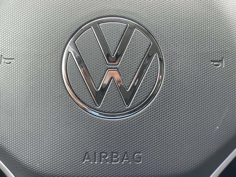 Certified 2023 Volkswagen Taos S FWD image 24