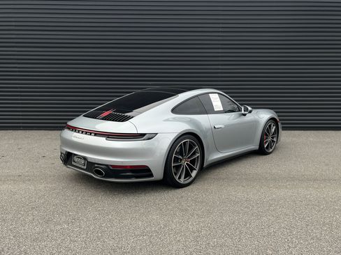 Certified 2021 Porsche 911 Carrera S image 9