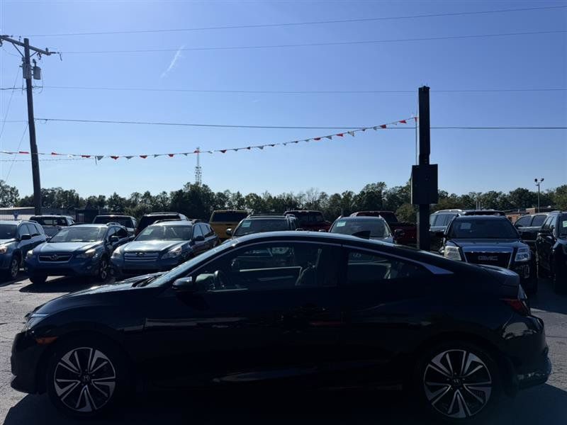 Used 2017 Honda Civic EX-T image 4
