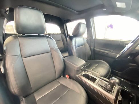 Certified 2023 Toyota Tacoma Limited AWD/4WD image 28