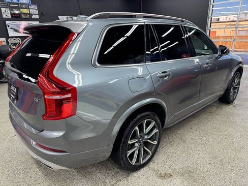 Used 2017 Volvo XC90 T6 Momentum w/ Vision Package image 5