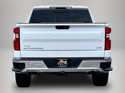 Used 2019 Chevrolet Silverado 1500 LTZ w/ LTZ Premium Package AWD/4WD image 6