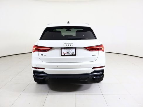 Used 2021 Audi Q3 2.0T Premium image 14