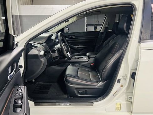 Used 2022 Nissan Altima 2.5 SR image 21