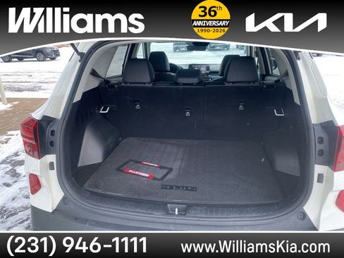 Used 2023 Kia Seltos S image 12