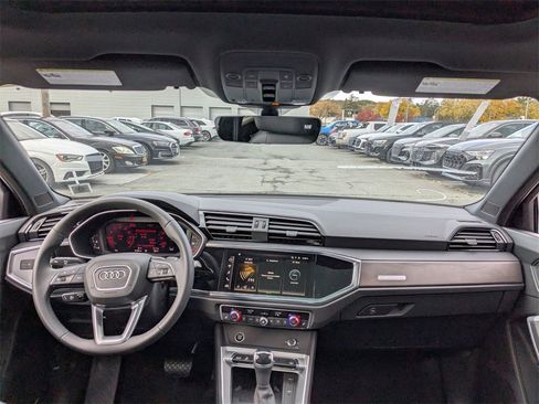 New 2025 Audi Q3 2.0T Premium image 20