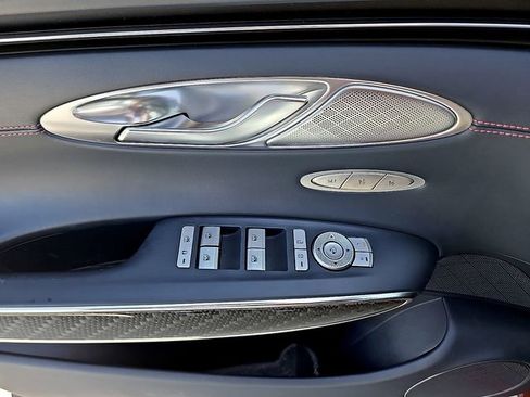 Used 2022 Genesis GV70 3.5T Sport w/ Sport Prestige Package image 13