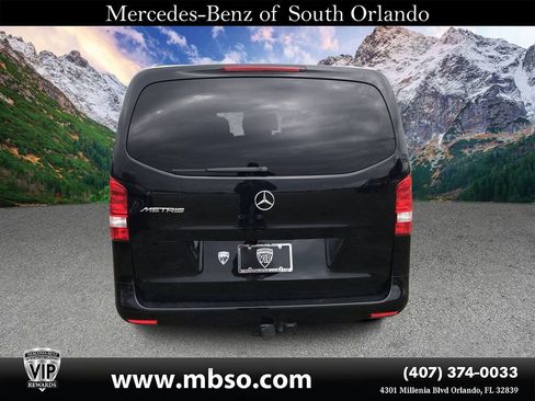 Certified 2023 Mercedes-Benz Metris Passenger image 3