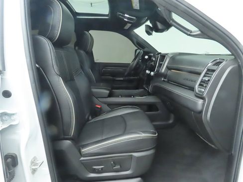 Used 2024 RAM 3500 Limited image 21