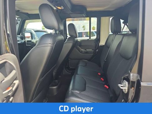 Used 2016 Jeep Wrangler Unlimited Sahara AWD/4WD image 16