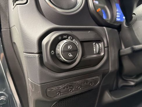 New 2026 Jeep Gladiator Sport AWD/4WD image 15