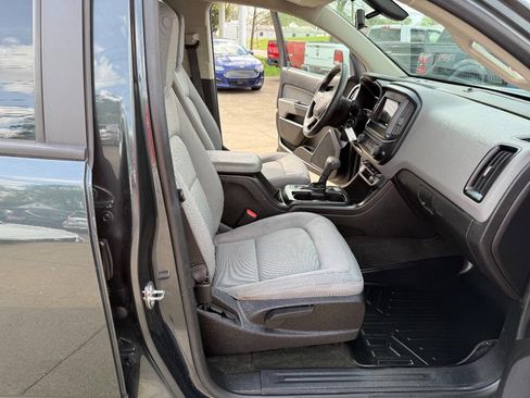 Used 2017 Chevrolet Colorado W/T w/ WT Convenience Package image 18