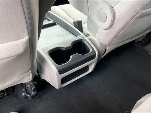 Used 2018 Honda Odyssey EX image 35