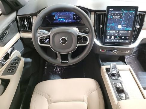 New 2026 Volvo XC90 B6 Plus w/ Protection Package Premier image 11