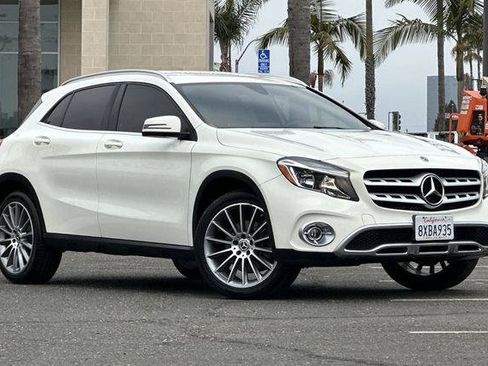 Used 2018 Mercedes-Benz GLA 250 image 2