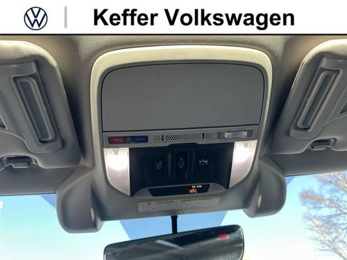 Used 2021 Subaru Forester Premium AWD/4WD image 25