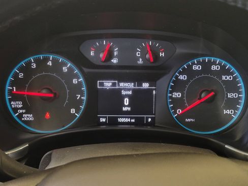 Used 2018 Chevrolet Equinox LT AWD/4WD image 23