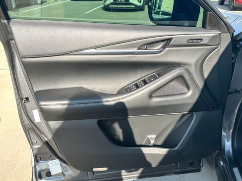 Certified 2024 INFINITI QX60 Luxe image 9