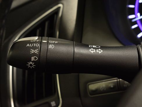 Used 2017 INFINITI Q50 2.0t w/ Moonroof Package image 15