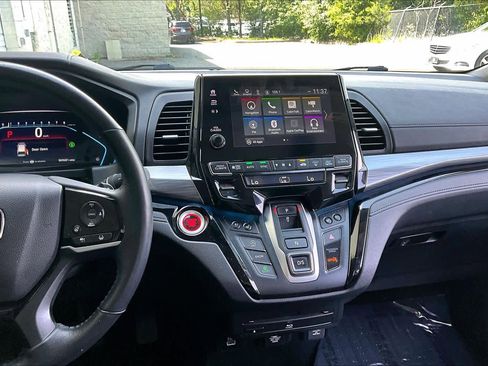 Used 2023 Honda Odyssey Elite image 7