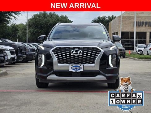Used 2021 Hyundai Palisade Limited FWD image 2