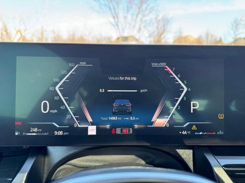 Certified 2025 BMW 530i xDrive image 32