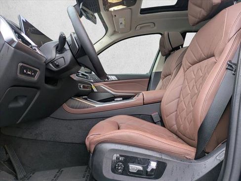 New 2026 BMW X7 xDrive40i w/ Executive Package image 4