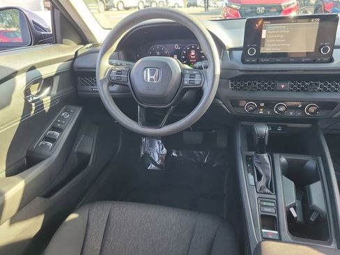 Used 2023 Honda Accord LX image 10