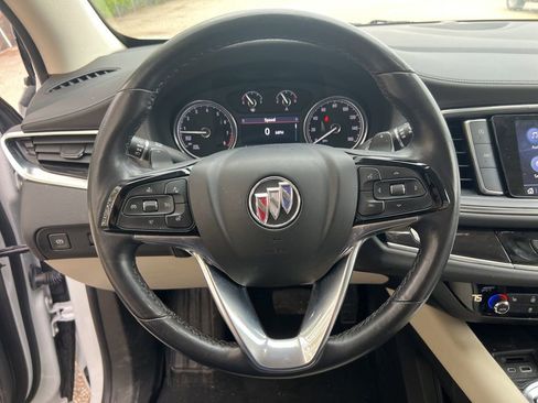 Used 2023 Buick Enclave Essence AWD/4WD image 17