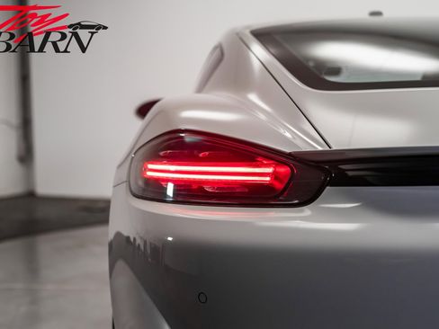 Used 2018 Porsche 718 Cayman S image 13