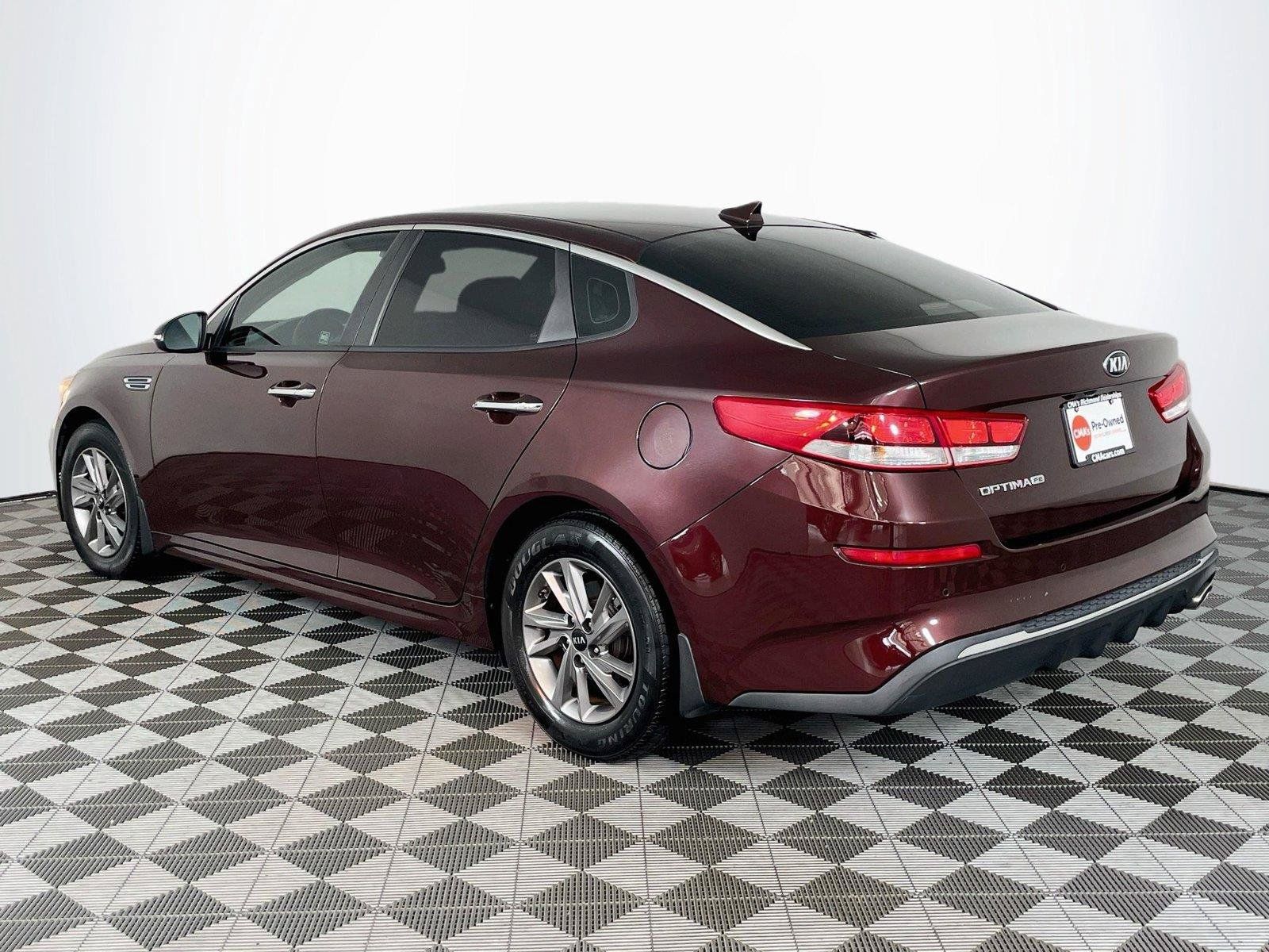 Used 2019 Kia Optima LX FWD image 6
