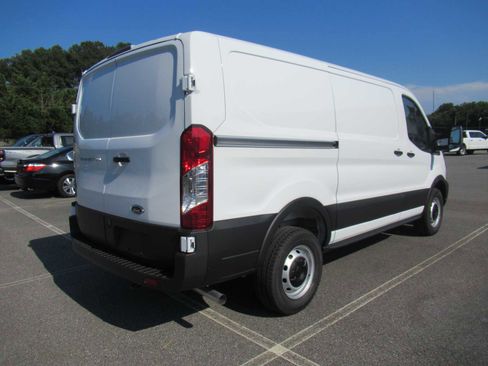 New 2025 Ford Transit 250 Low Roof image 5
