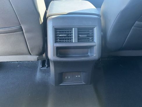 Used 2023 Volkswagen Atlas Cross Sport SE w/ Black Wheel Package image 23