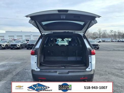 Used 2023 Chevrolet Traverse LT w/ LPO, Floor Liner Package image 10