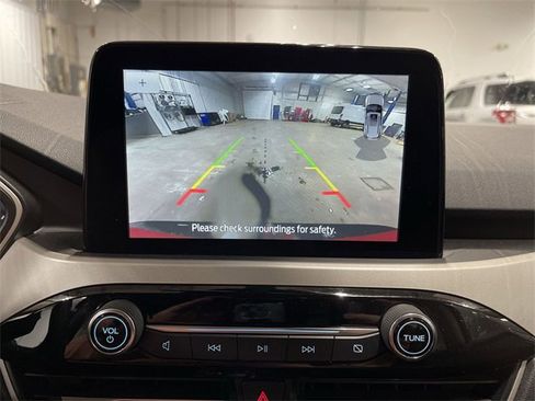 Used 2020 Ford Escape SEL image 27