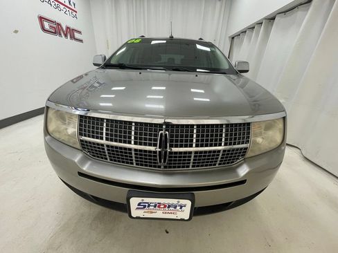 Used 2008 Lincoln MKX 2WD image 2