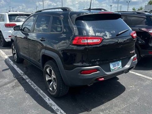 Used 2016 Jeep Cherokee Trailhawk AWD/4WD image 5