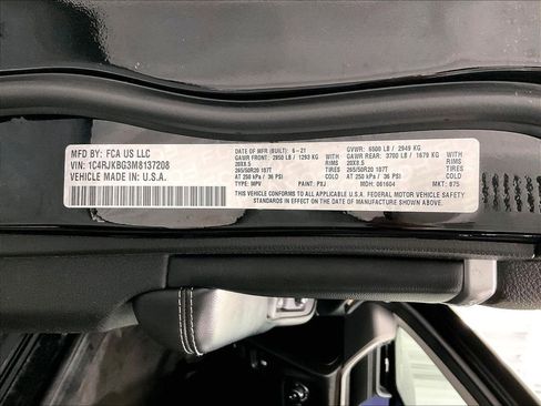 Used 2021 Jeep Grand Cherokee L Limited AWD/4WD image 36