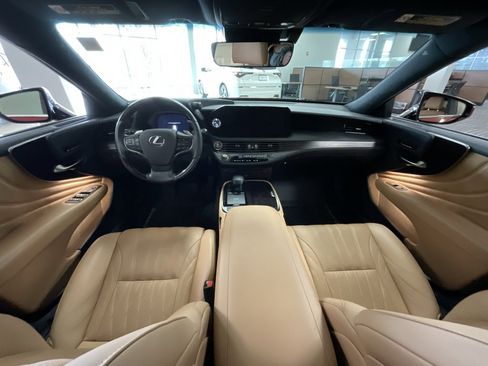 Used 2021 Lexus LS 500 AWD w/ Interior Upgrade Package image 8