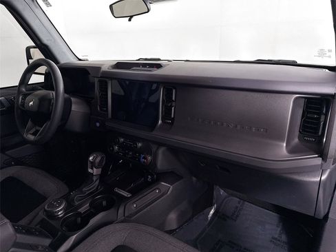 Used 2025 Ford Bronco 4-Door AWD/4WD image 37