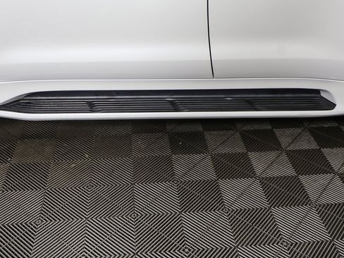 Used 2016 Lexus LX 570 4WD image 26