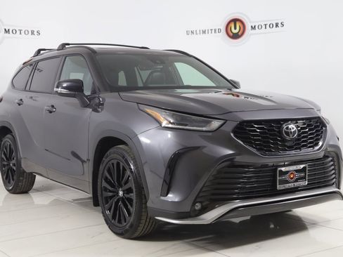 Used 2023 Toyota Highlander XSE image 23