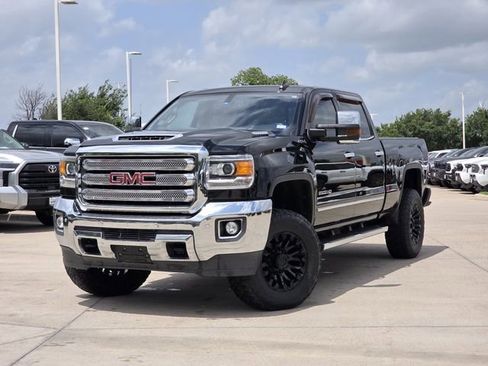 Used 2019 GMC Sierra 2500 SLT AWD/4WD image 1